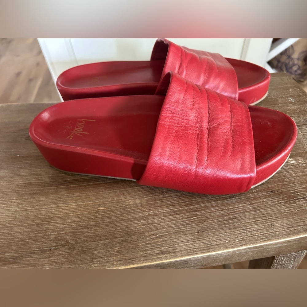 Beek Pelican Leather red Beach Slide Sandals Size 7